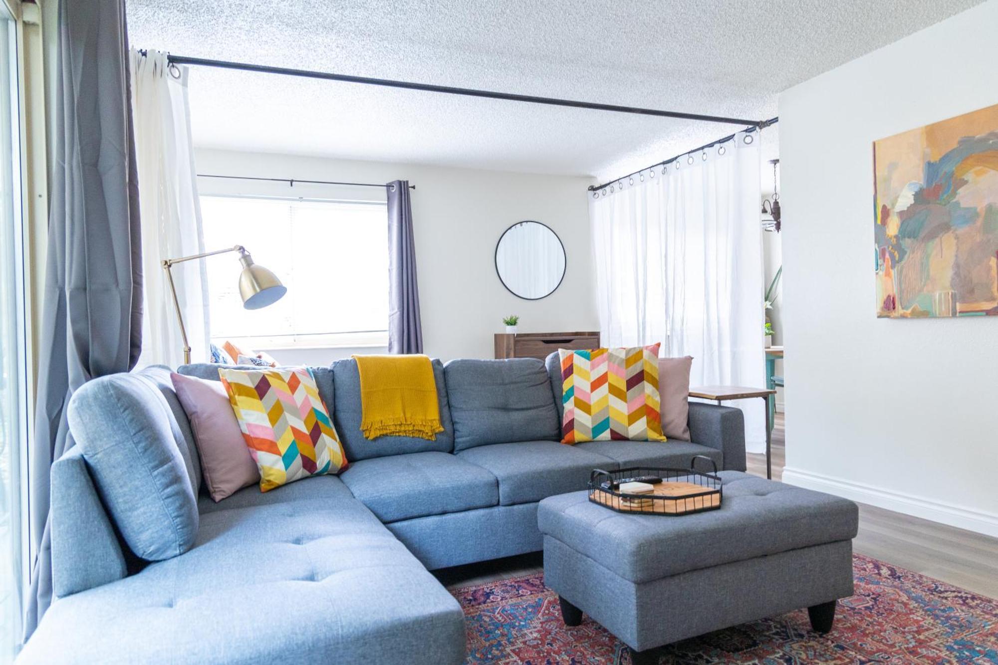 King Bed + Studio! Free Parking, Patio, Wfh Space! Seattle Buitenkant foto